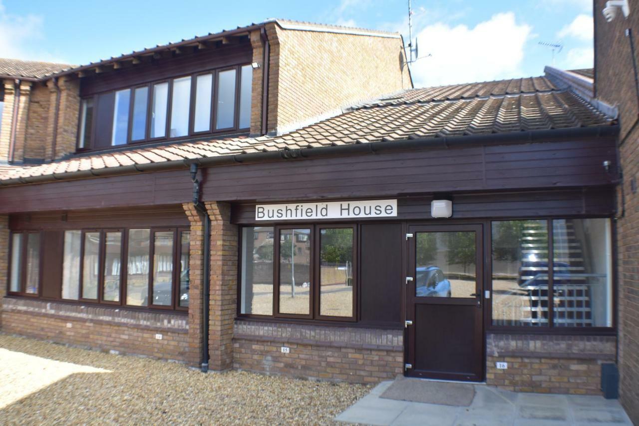 Bushfield House Appartamento Peterborough Esterno foto